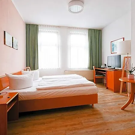 Falkenstein 3*